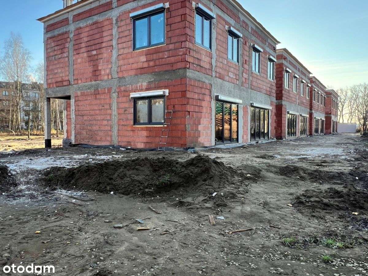 kanalizacja , pompa, garaż, las-13