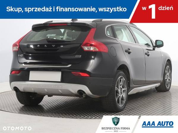 Volvo V40 - 6