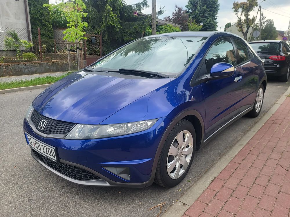 Honda Civic VIII 1.4 i-VTEC 2011