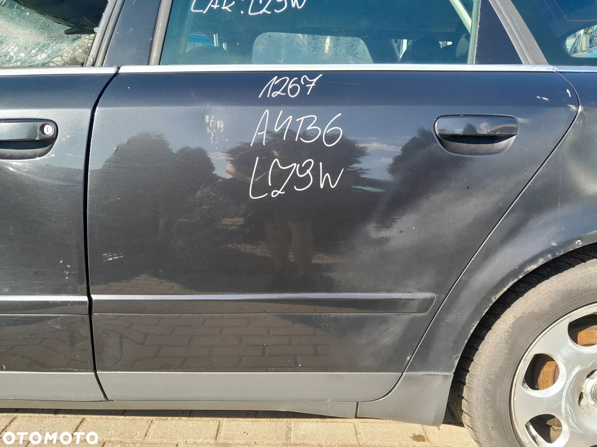 AUDI A4 B6 DRZWI LEWE TYLNE LEWY TYŁ KOMBI - 1