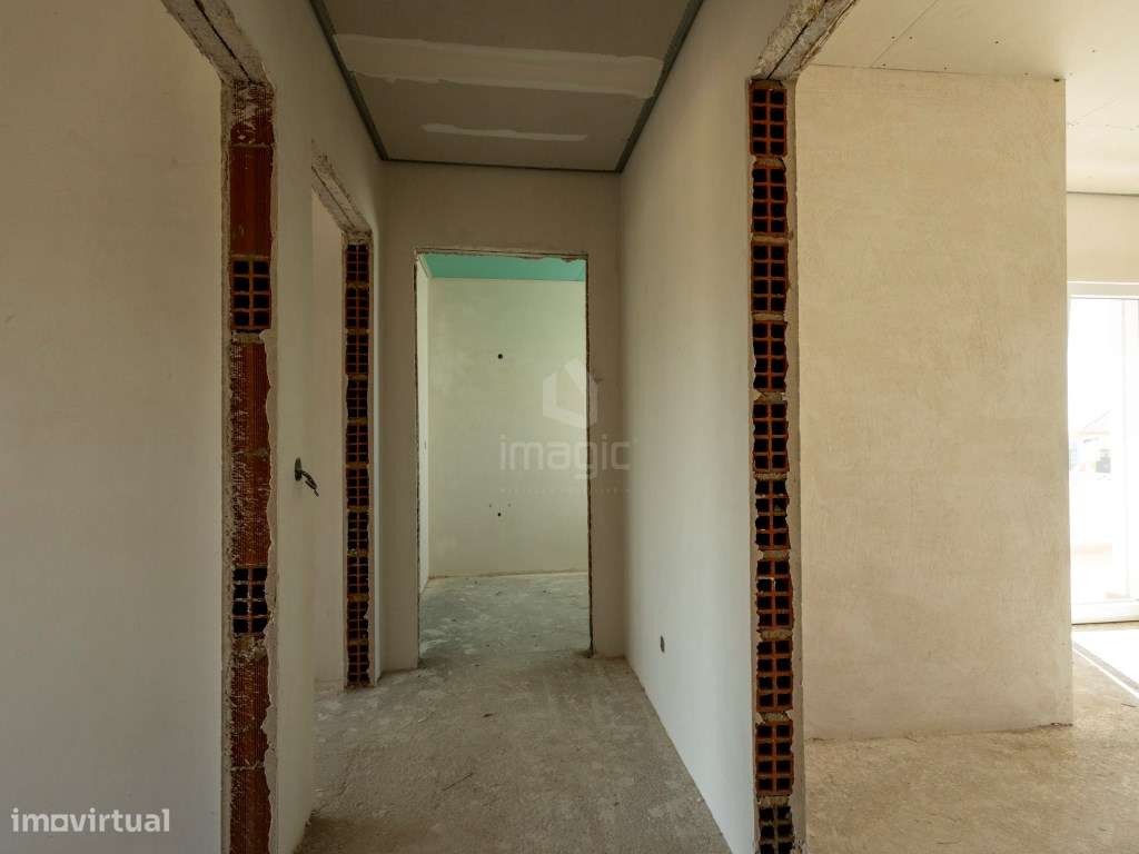 Moradia T4 nova com piscina e de Design moderno, em Mafra.-17