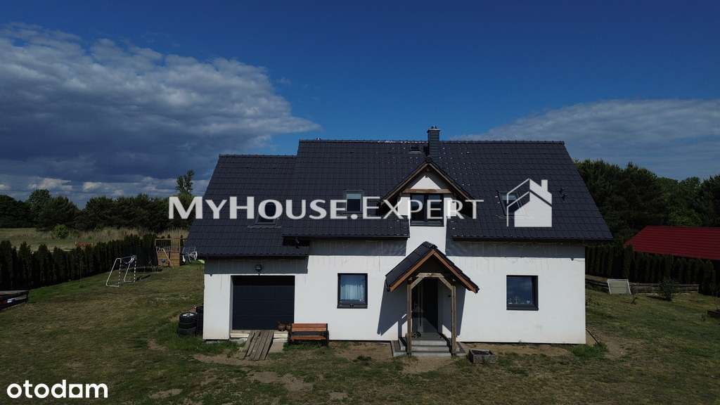 Dom na dużej działce czeka na Ciebie!-10