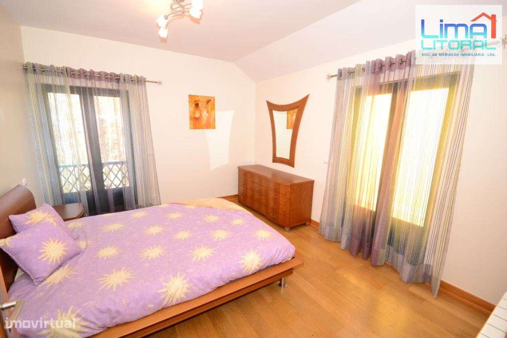 T4 DUPLEX - 330 M2 - CENTRO DE LEIRIA - Vista Castelo/Rio Lis-16