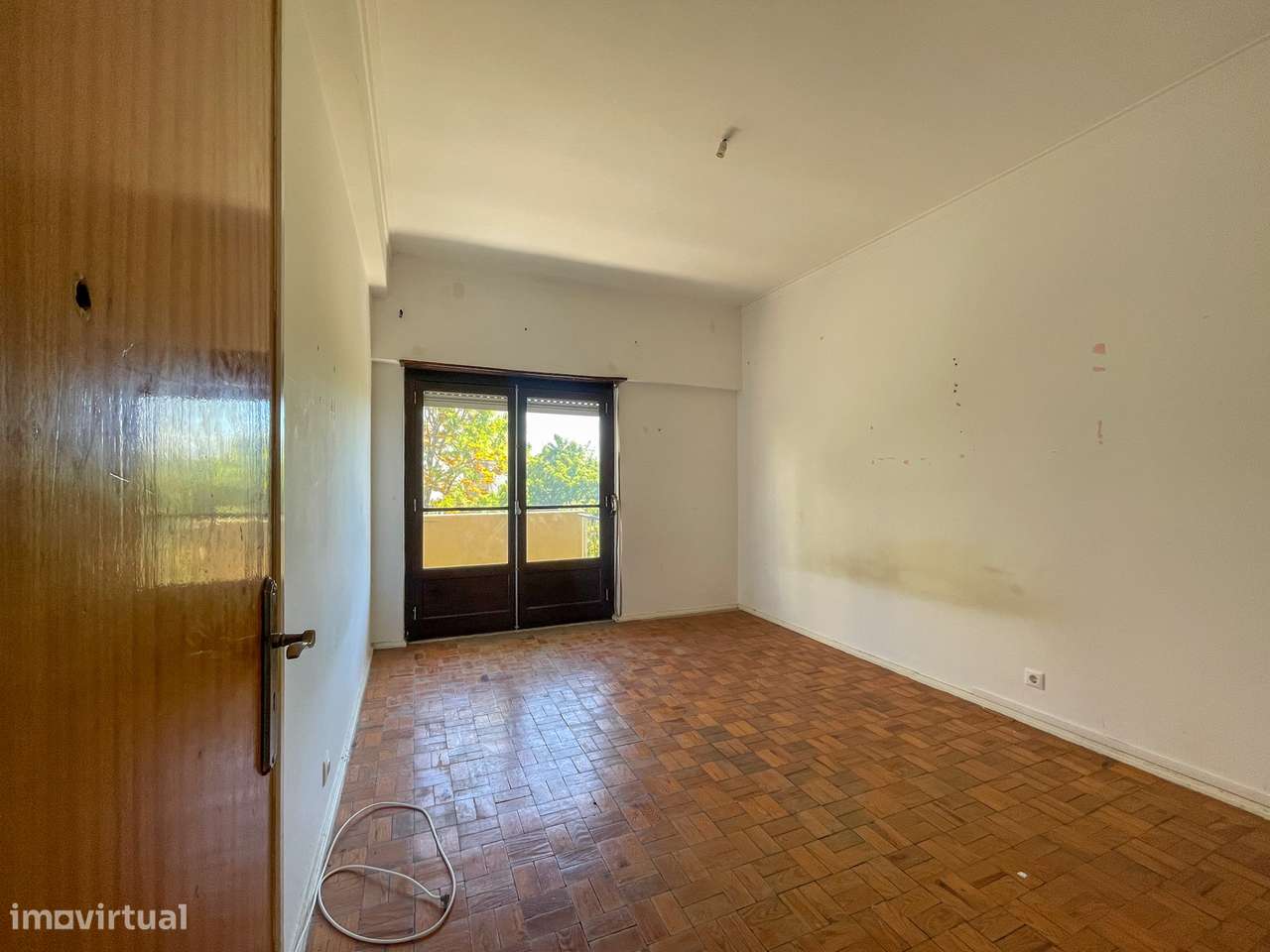 Prédio - 8 T2 + Sótão - Póvoa de Santa Iria-21