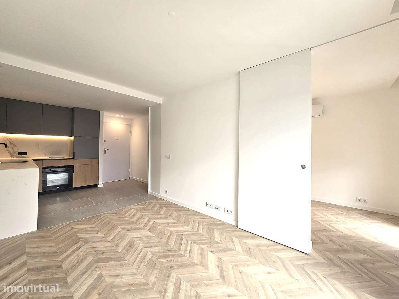 Apartamento T1 Novo || Empreendimento Olarias || Leiria - Grande imagem: 3/17
