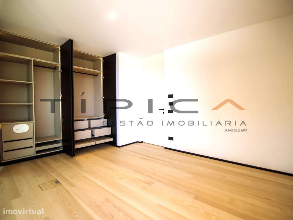 Moradia LUXO Condomínio Privado-45