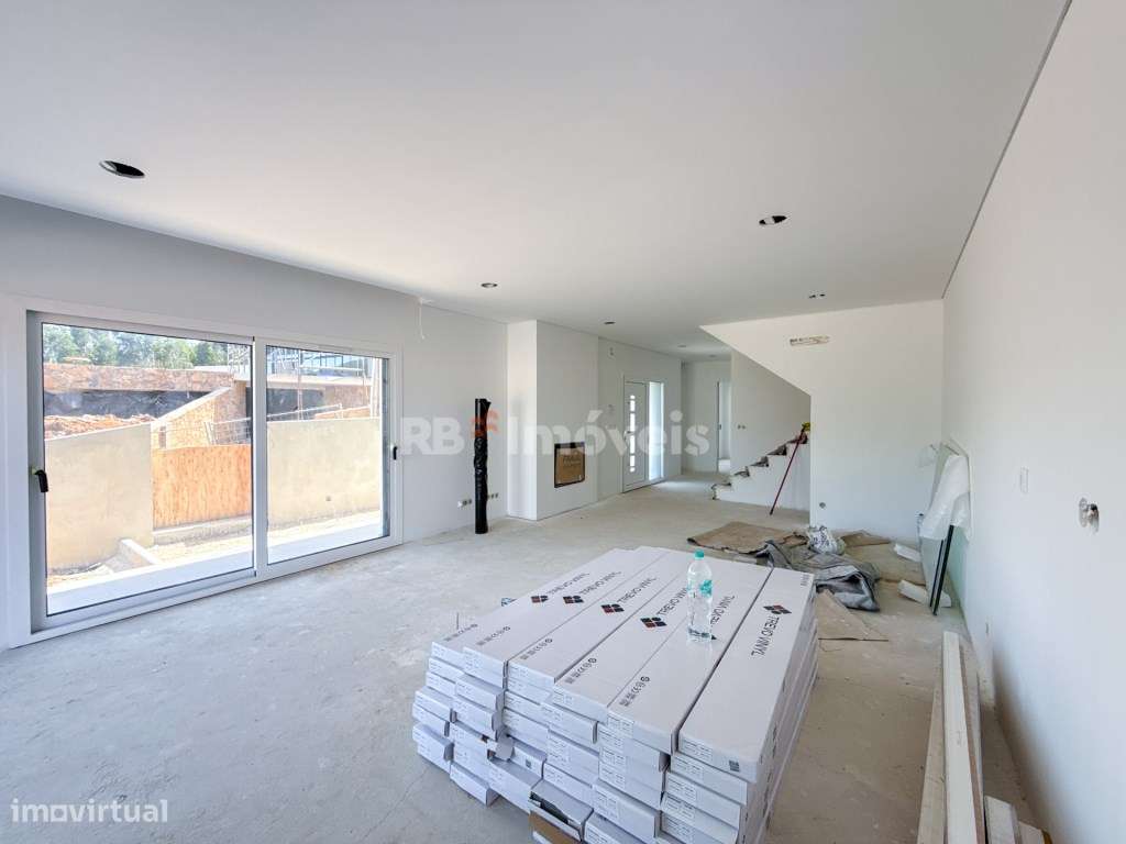 Moradia Nova T3, Vista Rio - Urbanização Martinela, Ferreira do Zêzere-5