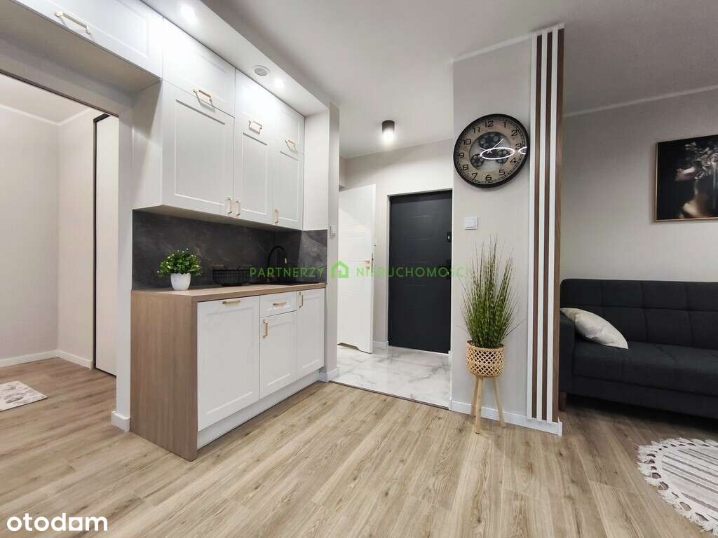 Po remoncie kawalerka z sypialnią na os. Przyjaźni-1