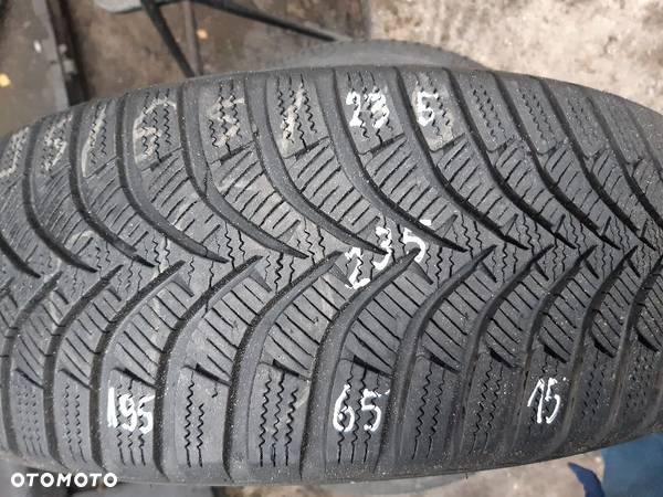 Hankook 195/65/15 nr 235 - 1