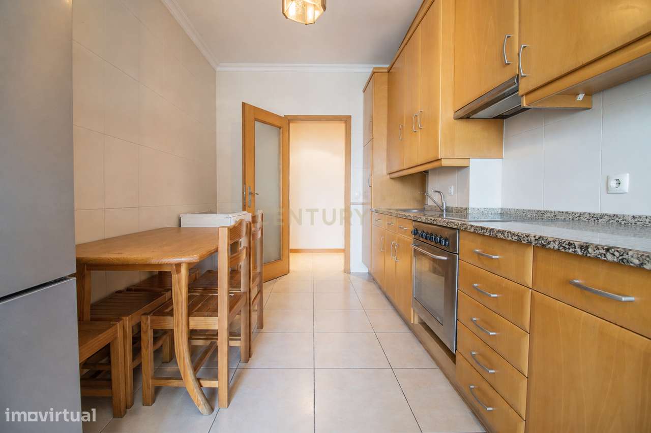 Apartamento T3 com Garagem Dupla na Quinta da Borloteira, Figueira da-6