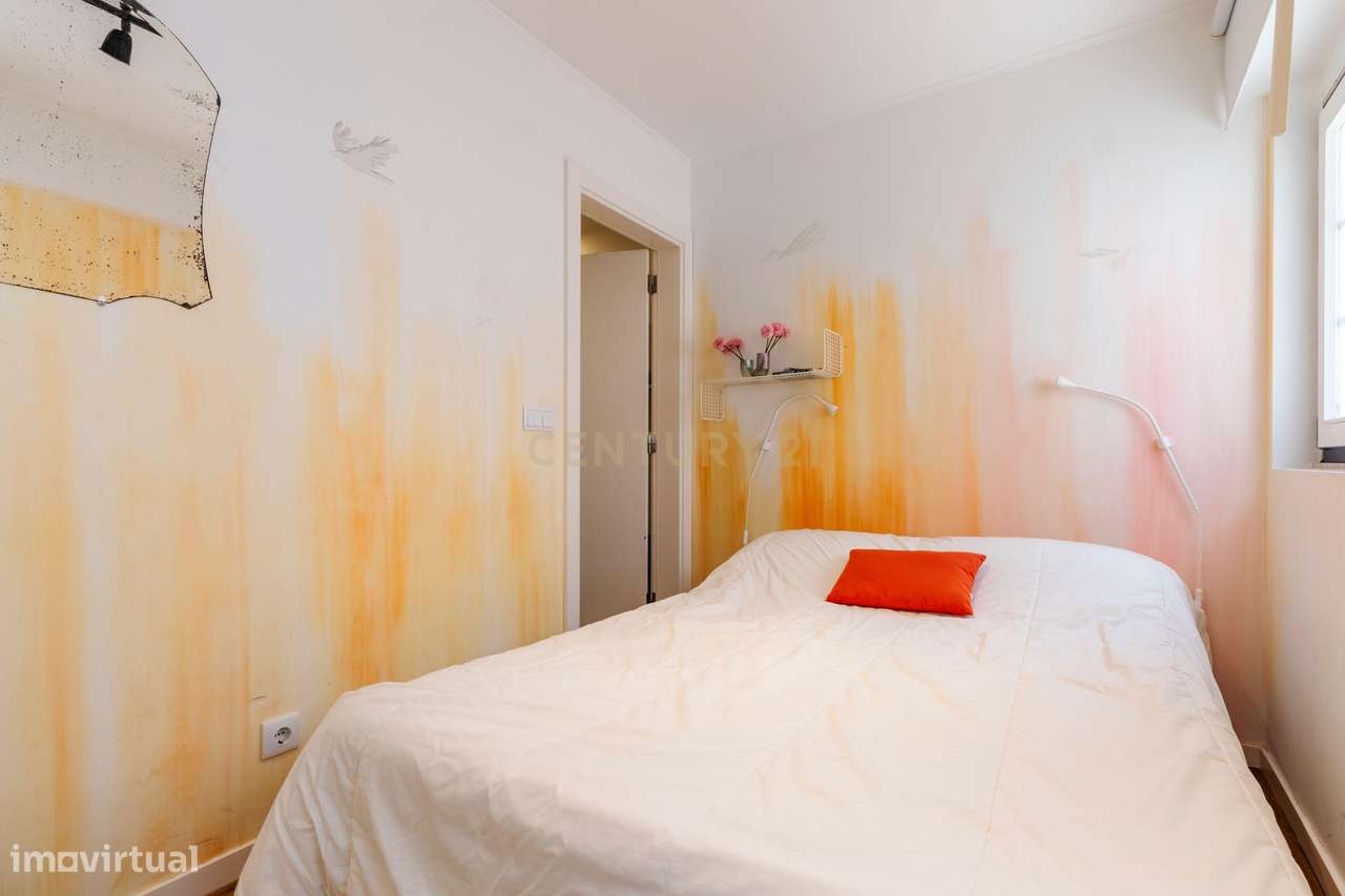 T0 + T1 Mobilados | Licença de AL | Prédio Reabilitado | Estrela / Cam-12