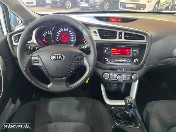 Kia Ceed SW 1.4 CRDi Prime - 20