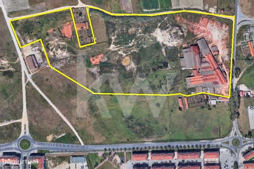 Terreno misto com 9 ha no Montijo a 4,4 km da BA6 - Grande imagem: 4/9