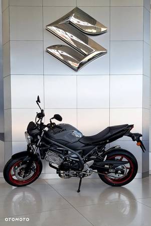 Suzuki SV - 2