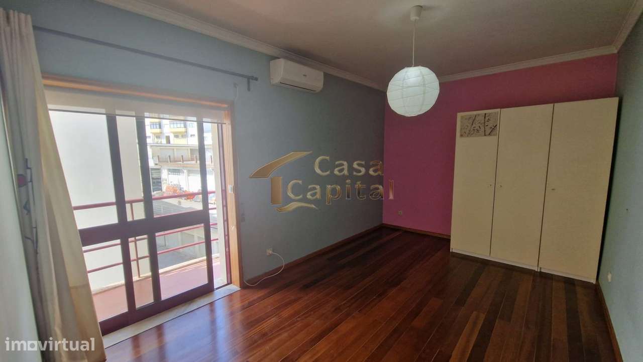 Apartamento T4 Sra. Conceição-35