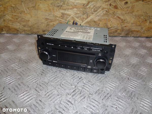 RADIO RADIOODTWARZACZ CD MP3 DODGE CALIBER 06- - 1