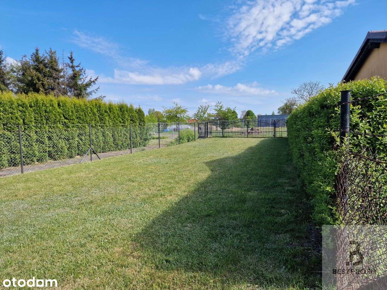 Dom z 2 mieszkaniami, działka mieszkalno usługowa - Pełny obrazek: 4/20