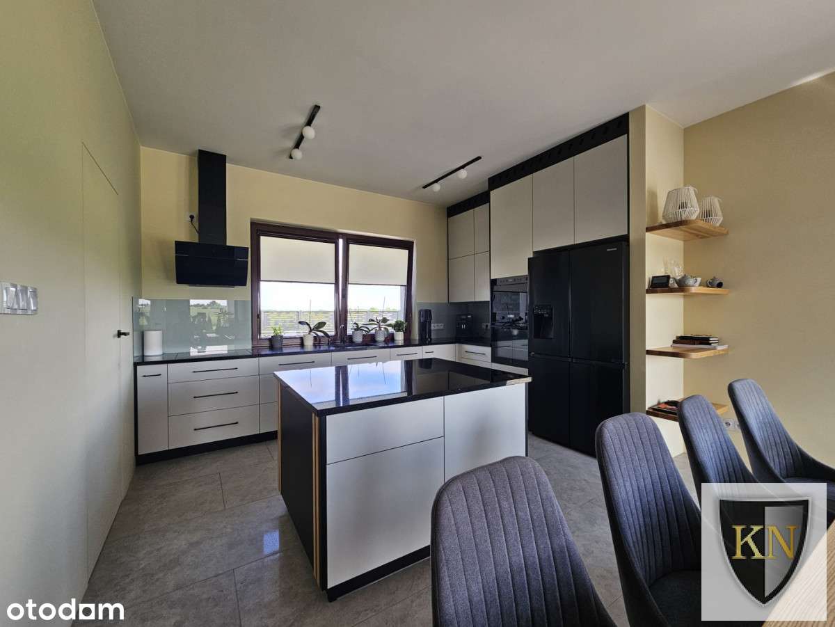 Dom z garażem podziemnym, winda, oze, klimatyzacja-9