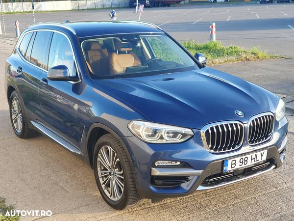 BMW X3 xDrive20i AT Luxury Line - 1