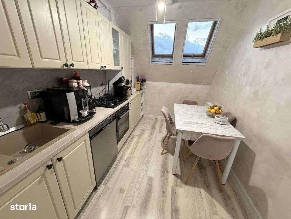 apartament cu 3 camere decomnadate,patrcare inclusa,zona Cetatii - Imagine principală: 2/11