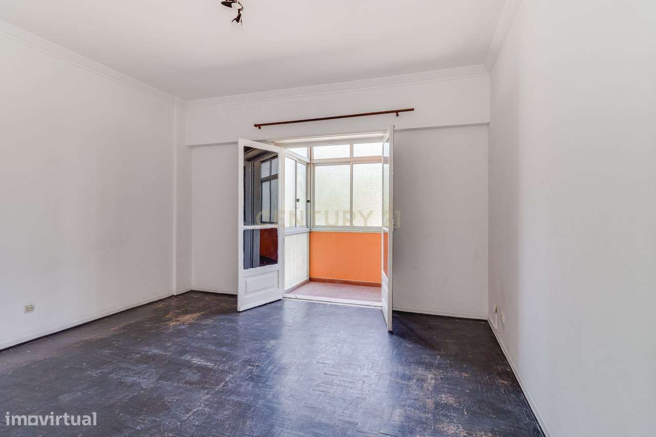 Apartamento T3 | Centro de Alverca do Ribatejo-12