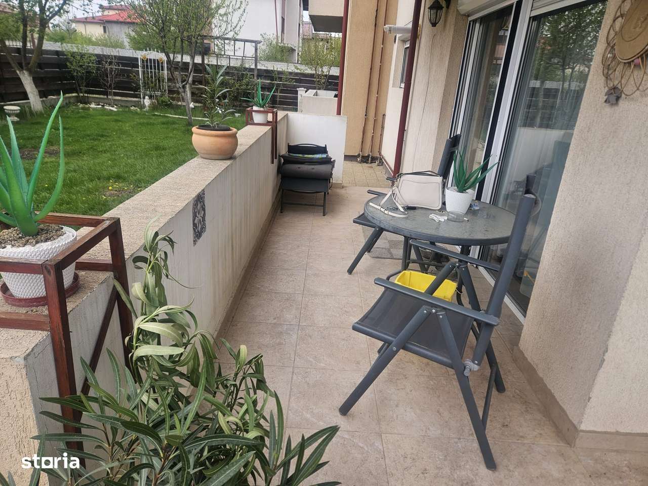 APARTAMENT 4 CAMERE,118 mp,parter in VILA+CURTE amenajată–DOMNESTI - Imagine principală: 4/18