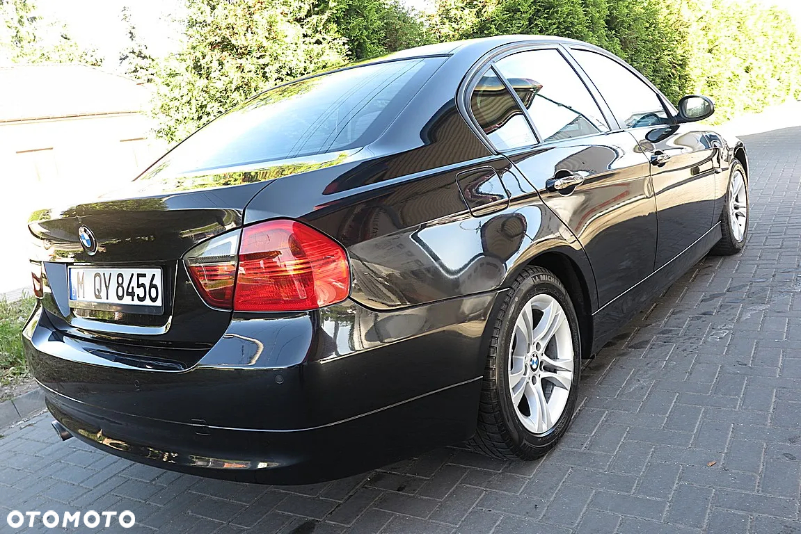 BMW Seria 3 318i - 13