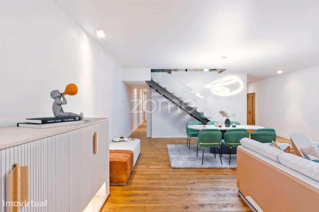 Nova T4 com 3 Suites | Piscina no Rooftop | junto à Praia da Madalena - Grande imagem: 5/35