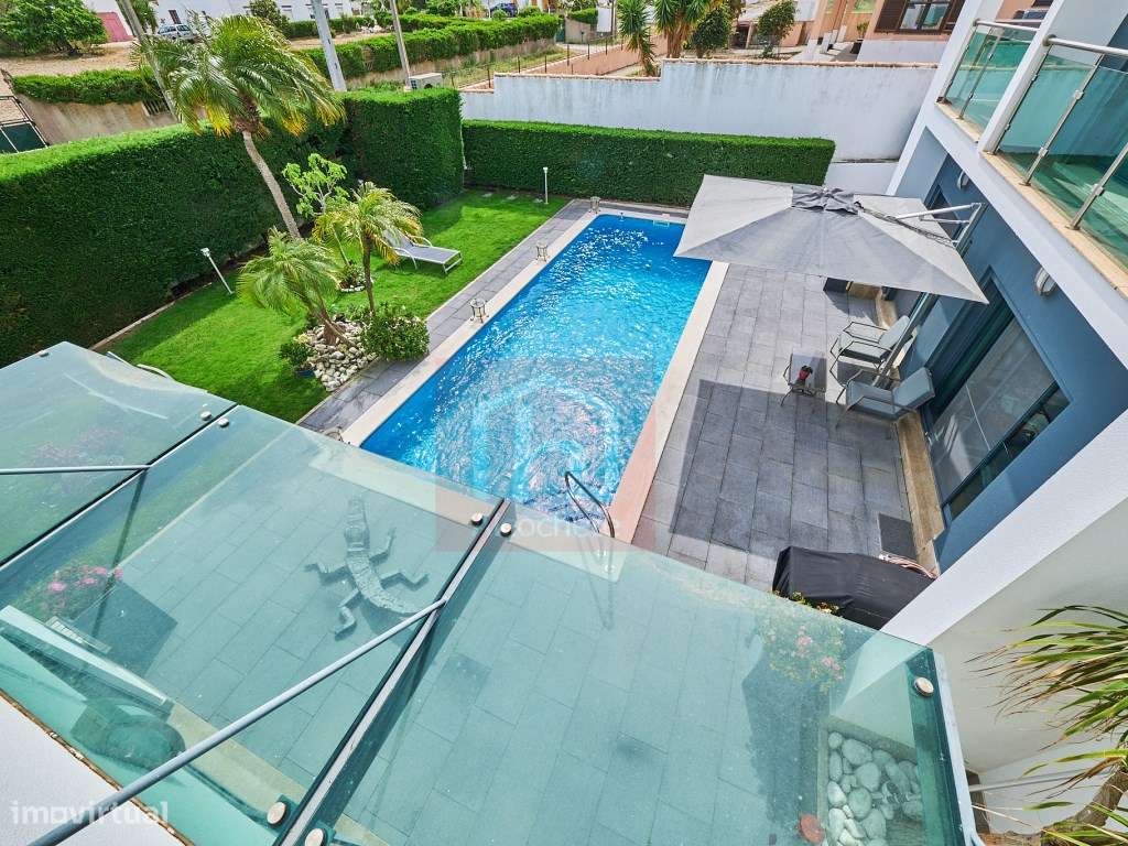 Moradia T4 de Luxo com piscina inserida no condominio privado em Sã...-51