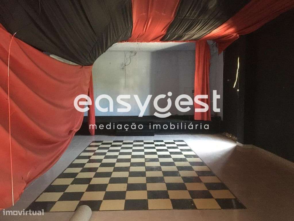 Loja Comercial com 148 m2 na Urbanização Linda Sol em Tábua - Grande imagem: 4/9