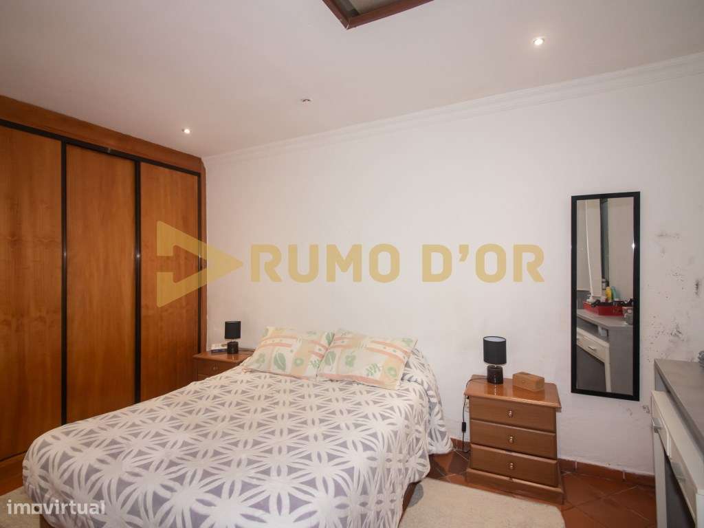 Moradia T3 +1 com Excelente Espaço e Tradição no Tojal - Alenquer-11