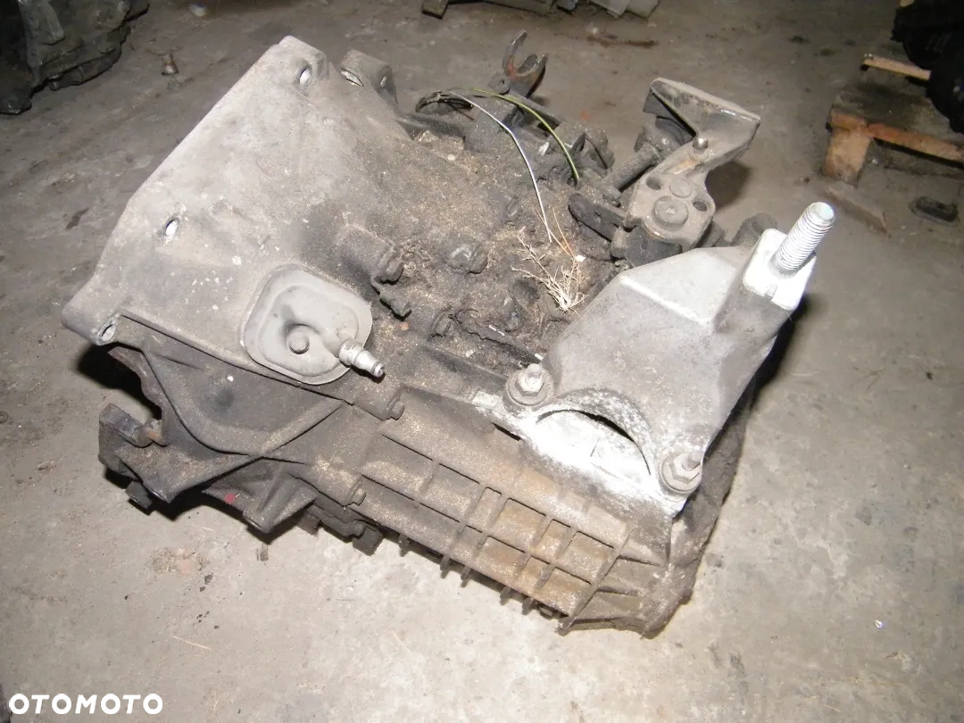 Skrzynia biegów Ford Mondeo MK3 (1.8 B) - 2