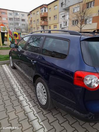 Volkswagen Passat Variant 1.6 TDI BlueMotion - 3