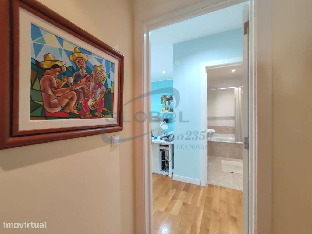 Apartamento (3 suítes + escritório + sótão com WC e entrada indepen... - Grande imagem: 4/16