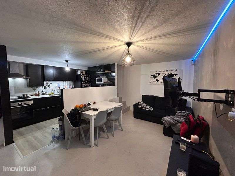 Oportunidade Única - T2 totalmente renovado - Grande imagem: 4/12