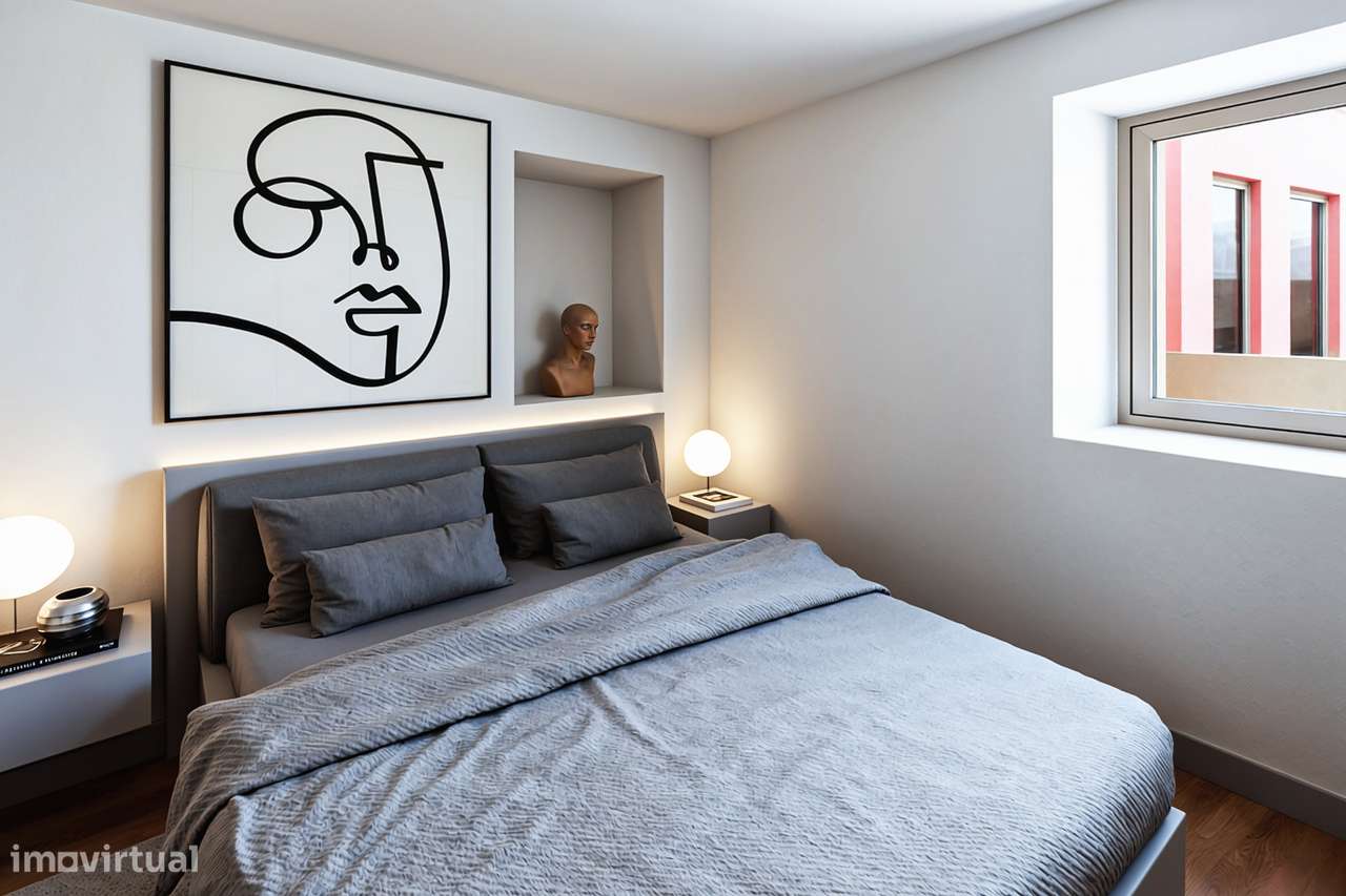 T1 com Logradouro e 2 Lugares de Estacionamento – Valbom - Grande imagem: 2/9