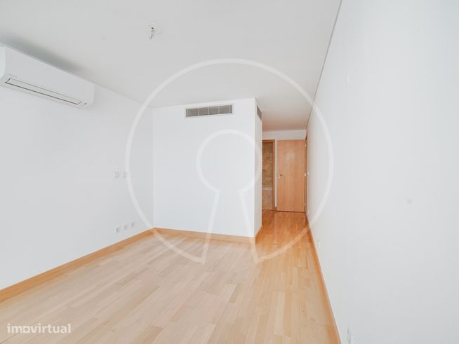 Penthouse na Torre de S. Rafael com terraços e vista soberba-34