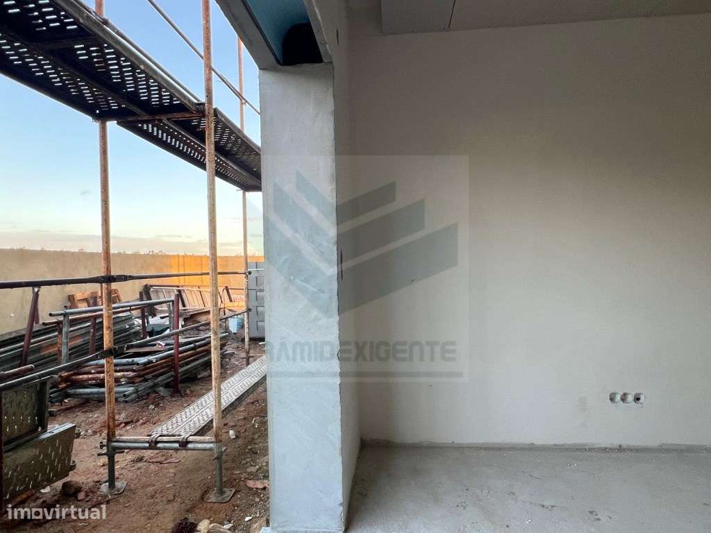 Moradia Isolada Urbanização Nova, 2 min. do Centro Moita-18