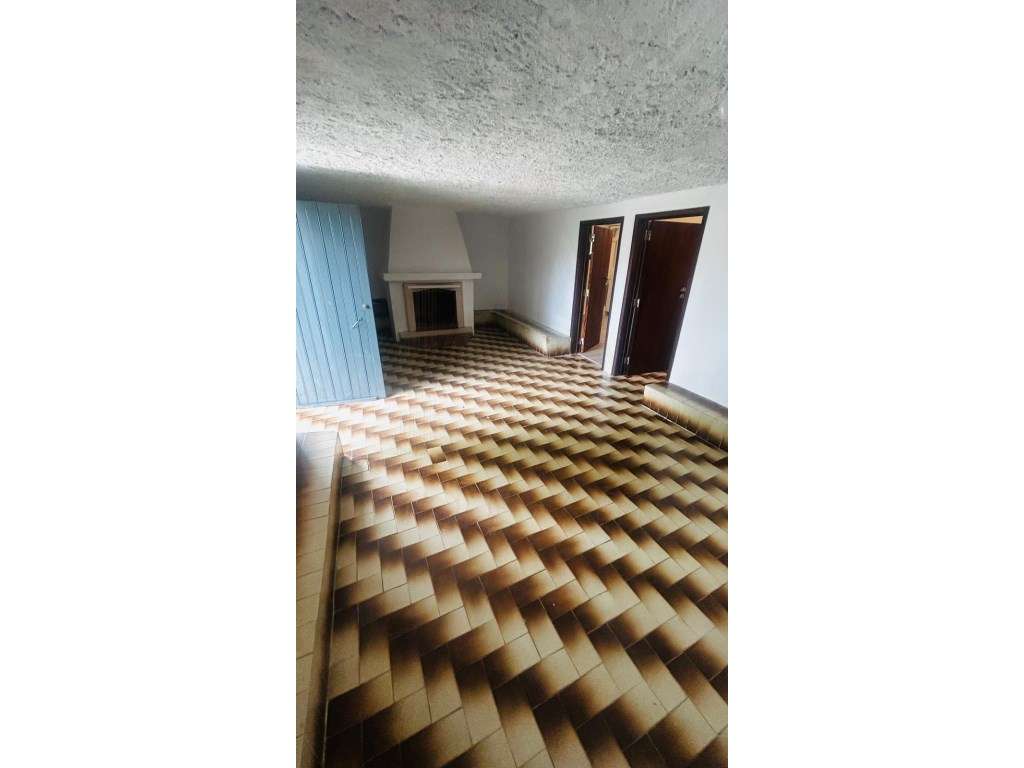 Moradia Isolada T3 em lote de 667m2 em Lagoa de Albufeira, Sesimbra-34