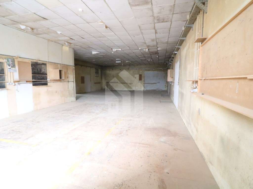 Arrendamento de Armazém - Centro de Amares - Grande imagem: 5/15