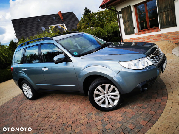 Subaru Forester 2.0X Exclusive - 14