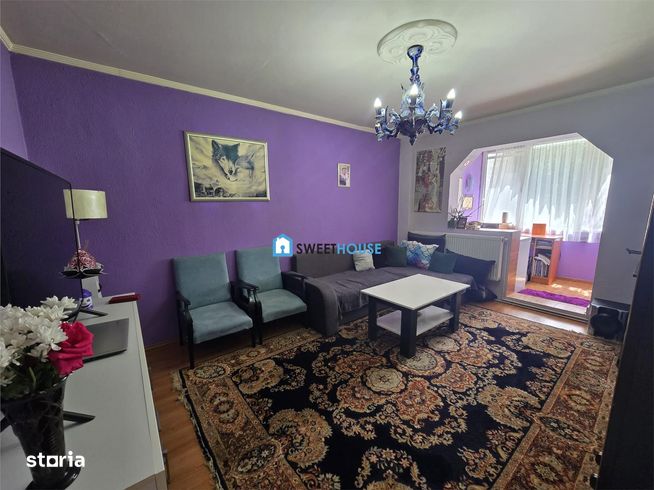 Apartament cu 3 camere  etajul 1 de vanzare in Fagaras-2