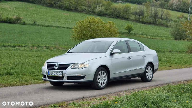 Volkswagen Passat 2.0 TDI Highline DSG - 3