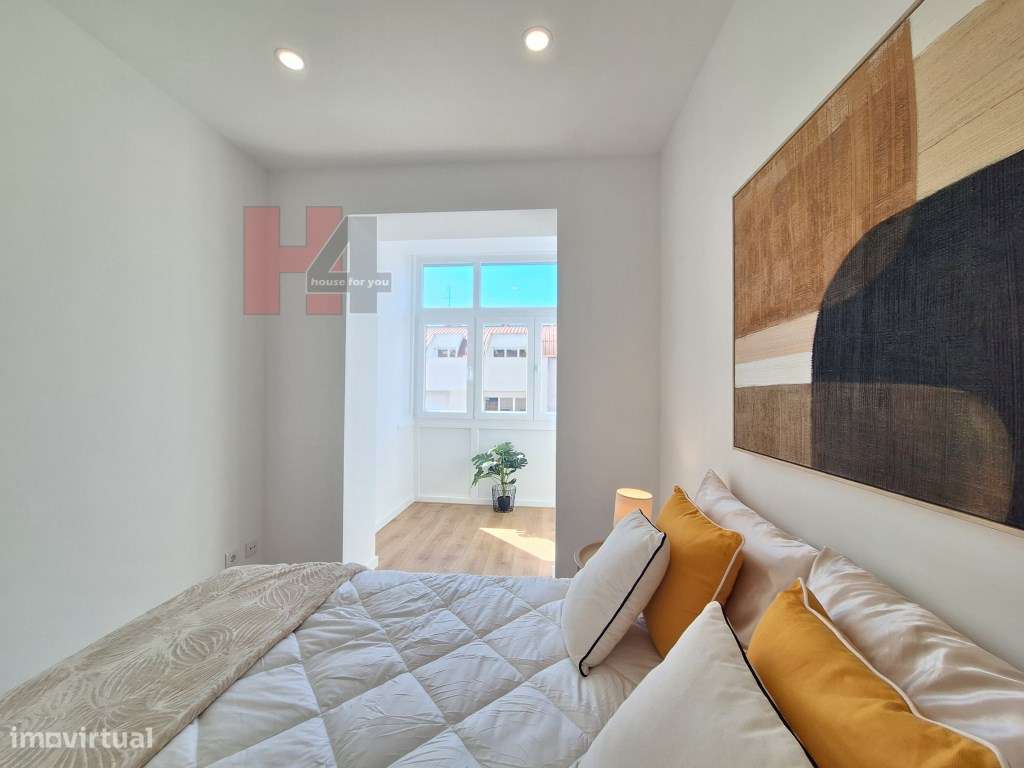 Apartamento T3 totalmente remodelado em Benfica-8