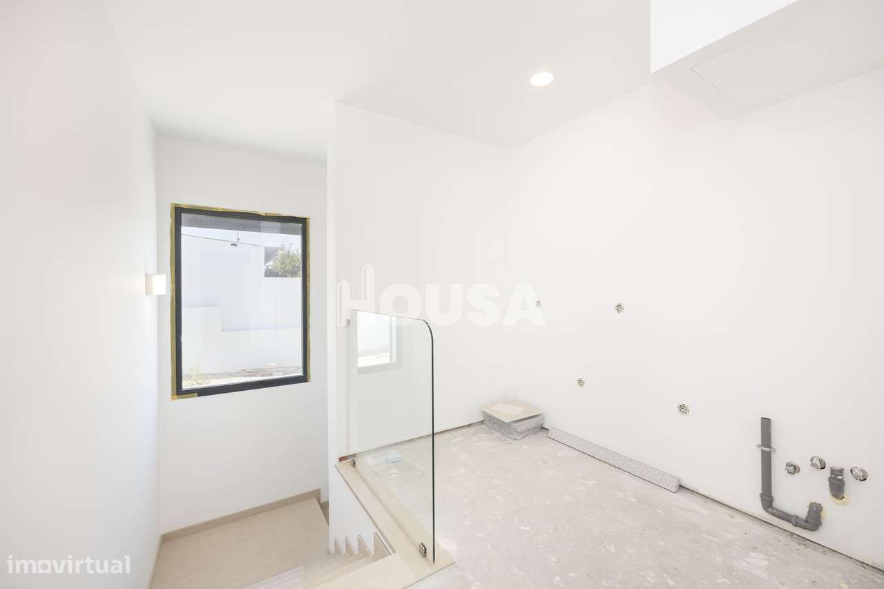 Moradia T3 Nova na Touria-27