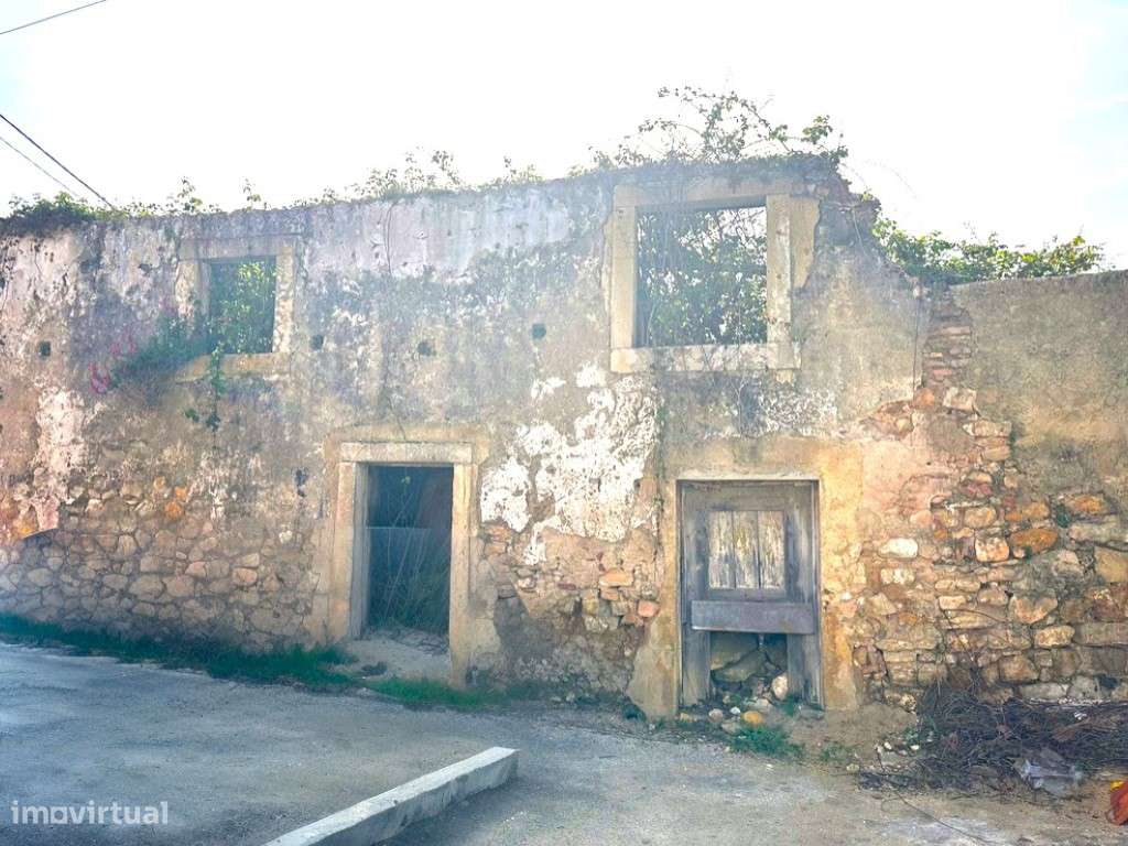 Prédio com 2 Frações | Para Reabilitação Total - Grande imagem: 4/24