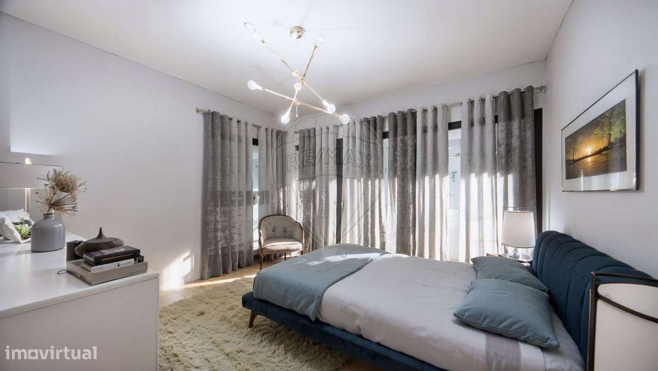 Moradia V3 c/piscina-8