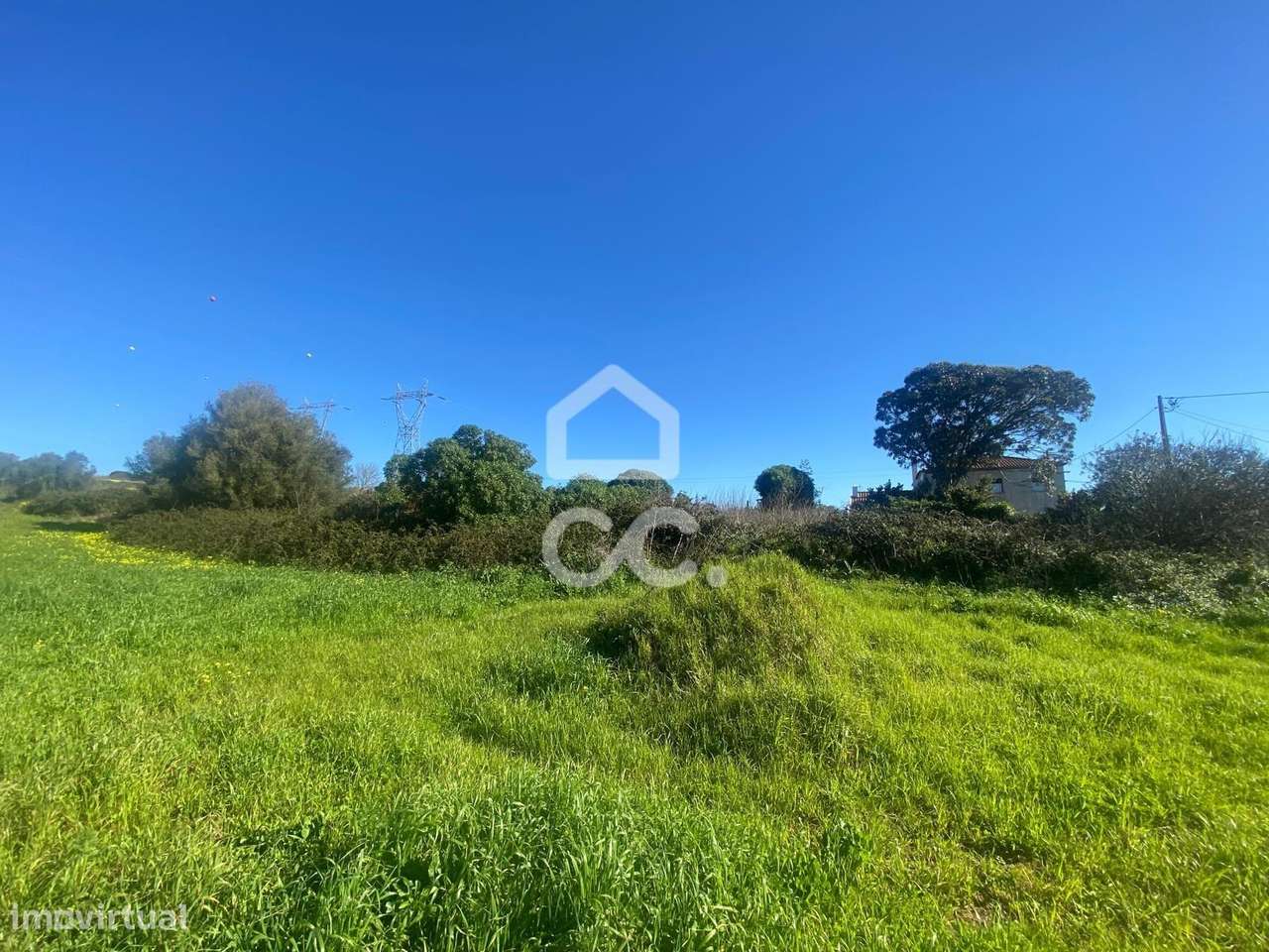 Terreno com vistas panorâmicas em Rio de Mouro, Sintra-0