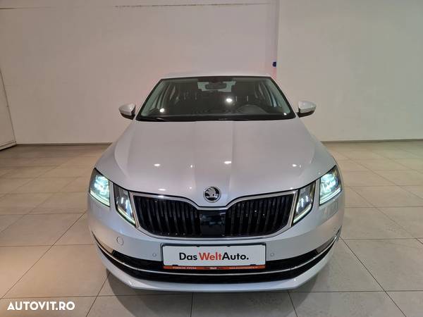 Skoda Octavia 2.0 TSI DSG Style - 4