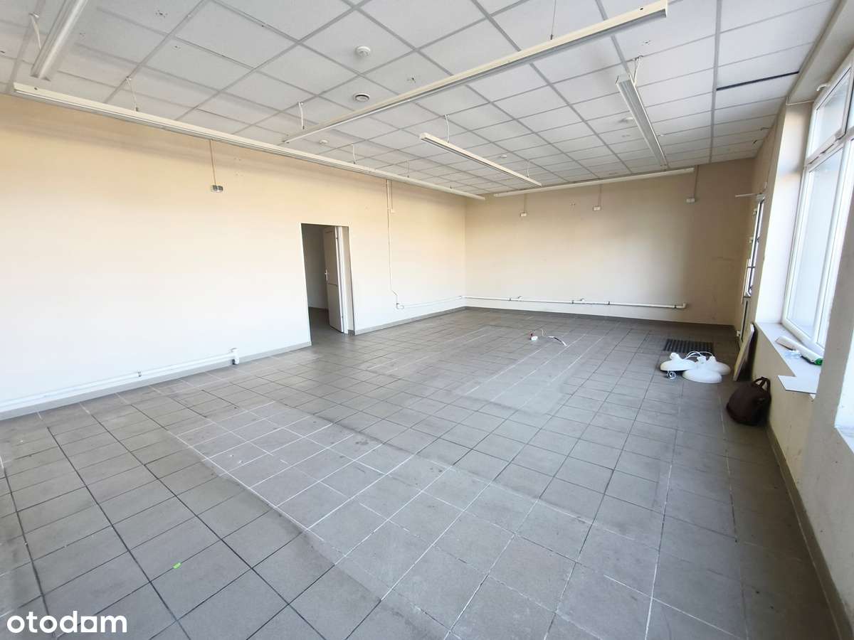 Nieruchomość handlowo-usługowa, działka 688m2, lokal 100m2-7